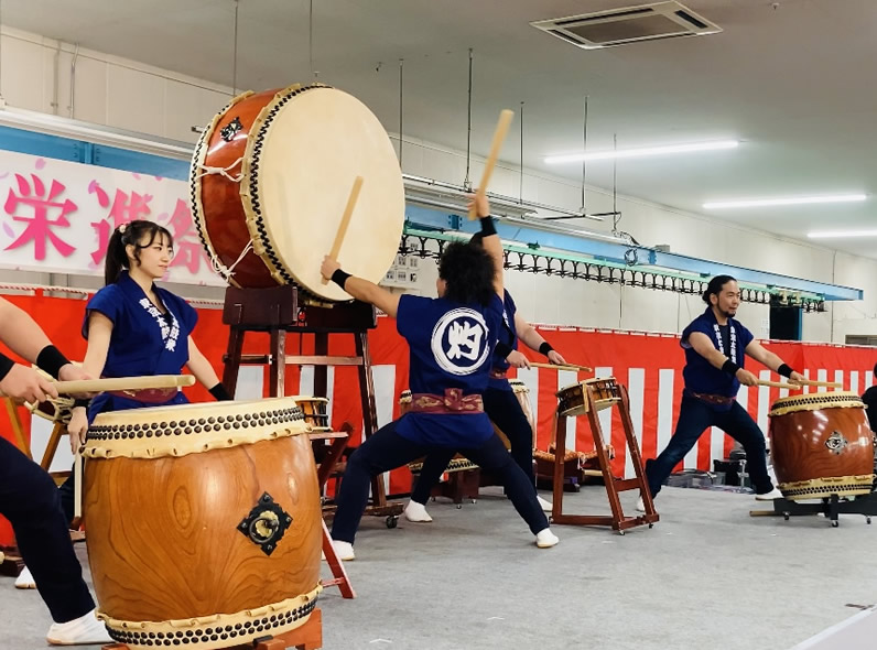 東京太鼓衆灼-arataka-、岡山県企業イベントー演奏02
